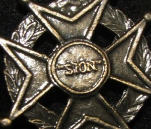 Cross of the Knights of St. John of Jerusalem/Malta with Sion/Jerusalem in Center 