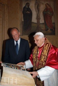 King Juan Carlos with Pope Benedict XVI, Vatican CIty, Rome, 2010 